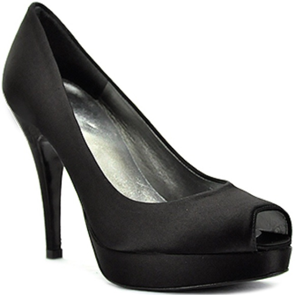Stuart Weitzman France black satin pumps